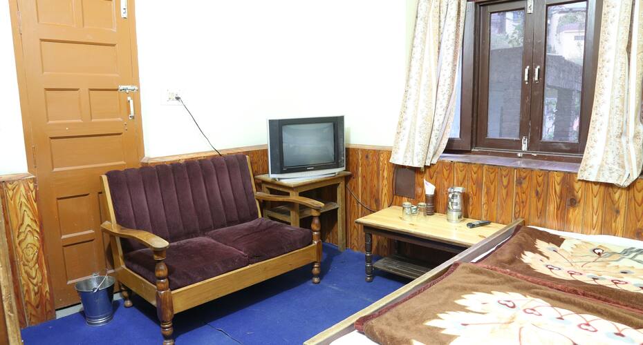 Bhawani Guest House, Kullu 4